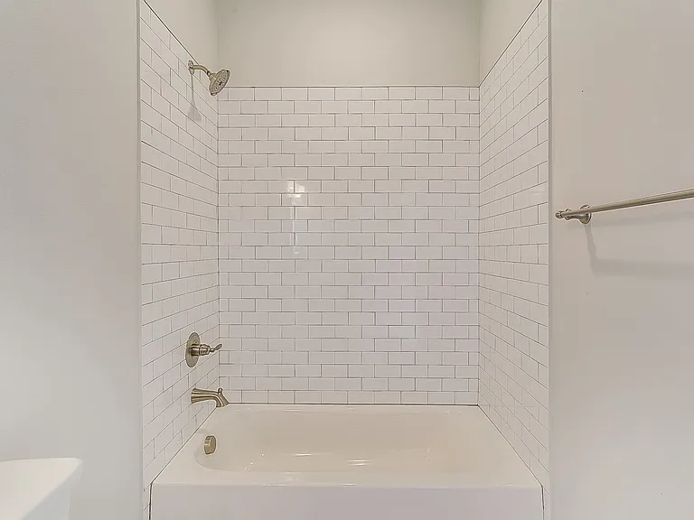 3210 Forest Park Blvd — Photo 37