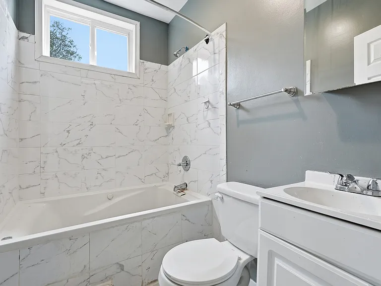 5818 Field Pl NE — Photo 19