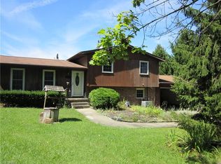 4931 Rock Spring Rd, Ravenna, OH 44266