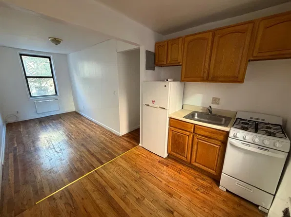 43-18 44th Street #2A, photo 2