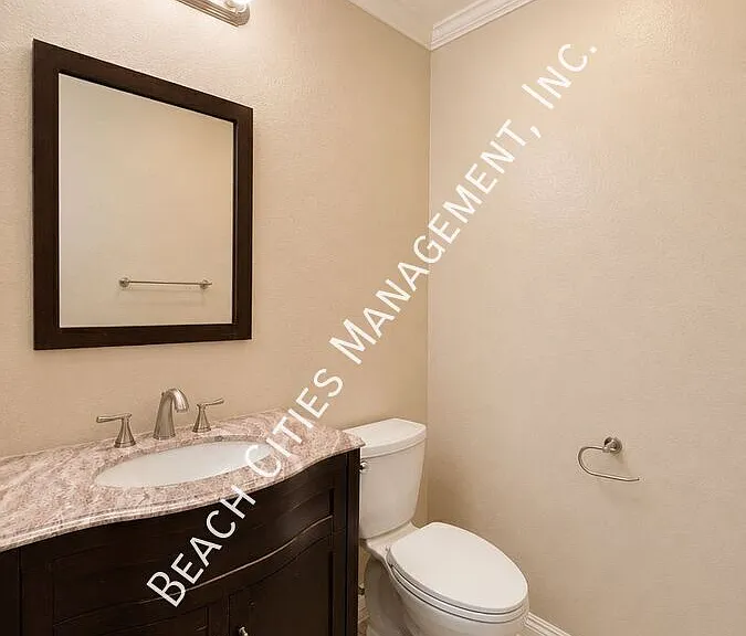 18220 Peters Ct — Photo 15