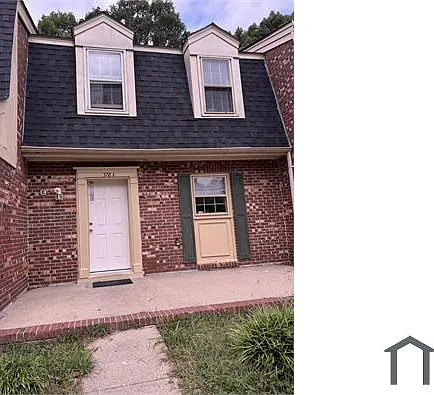 378 Circuit Ln #E