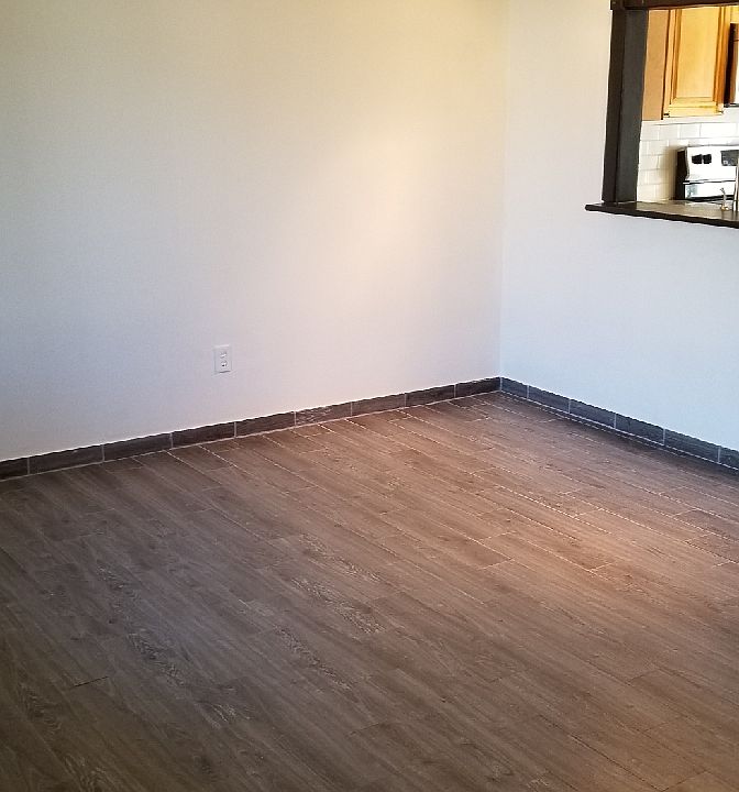 1st image of 437 Indian Summer Ln
