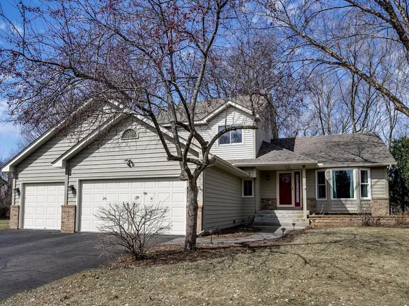 749 Fox Rd, Lino Lakes, MN 55014