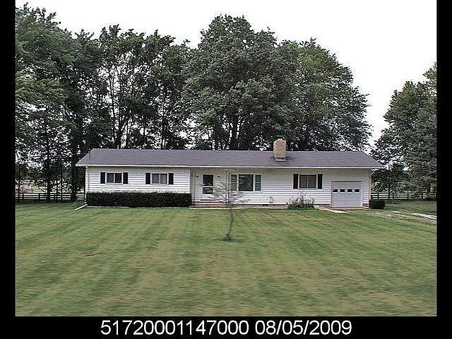 8157 Kilbourne Rd photo 1