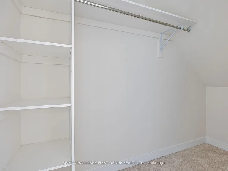 60 Orchid Place Dr #8 — Photo 15