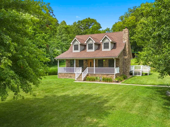 718 Highway 1395, Louisa, KY 41230