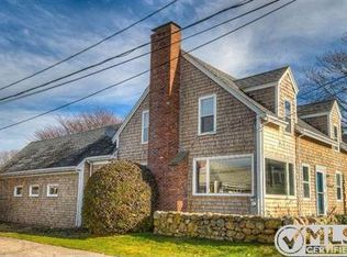 31 Bar Neck Rd, Falmouth, MA 02543