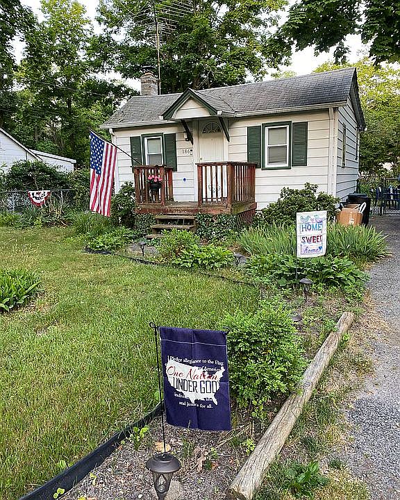 1st image of 186 McKinley Dr