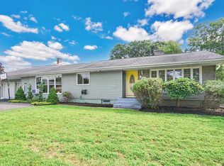 280 College St, Chicopee, MA 01020