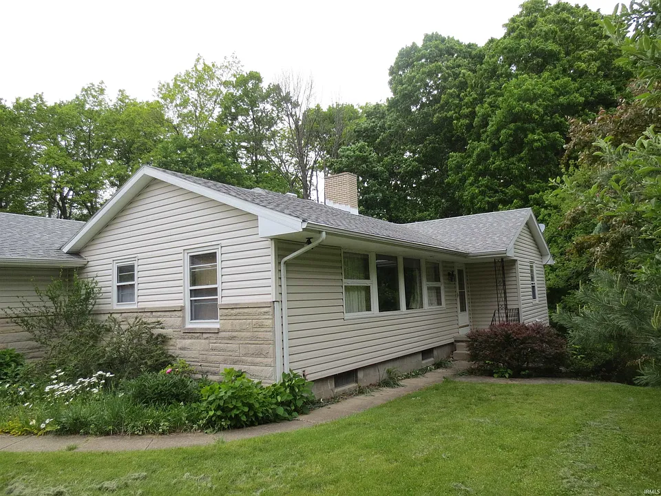 108 Seneca Ln