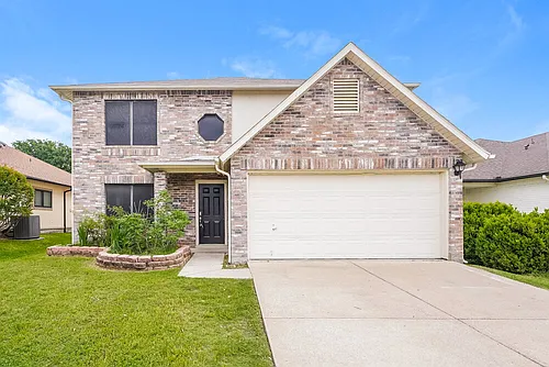 3355 Chapel Pointe Trl Photo 1