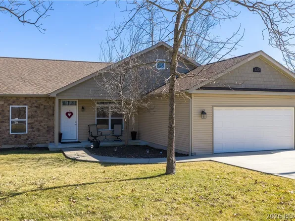 630 Shawnee Four Dr, Sunrise Beach, MO 65079