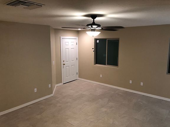 5th image of 1606 W Sauvignon Dr