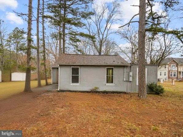 4031 Ivins Ave, Egg Harbor Township, NJ 08234