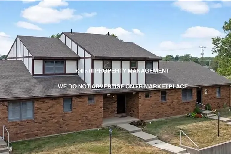 1107 Jeff Cir — Photo 1