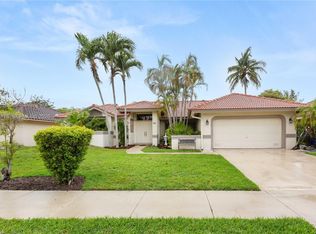 287 NW 37th Way, Deerfield Beach, FL 33442