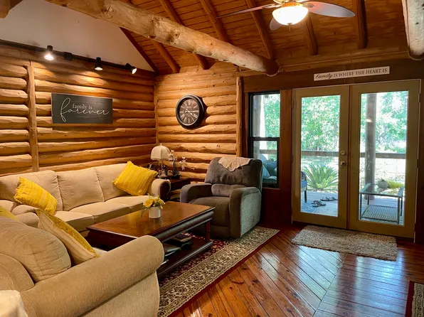 (undisclosed Address), Fanning Springs, FL 32693