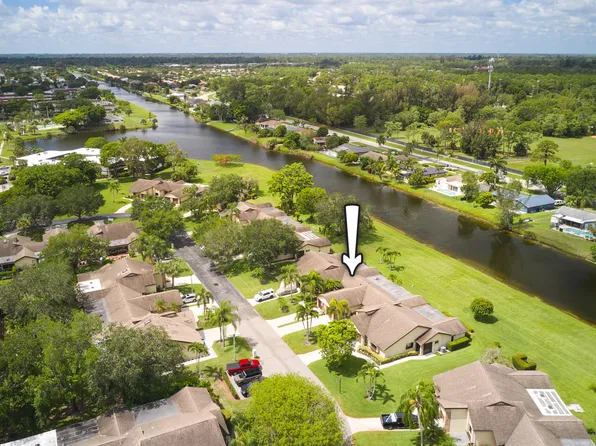 154 Ramblewood Circle, Royal Palm Beach, FL 33411