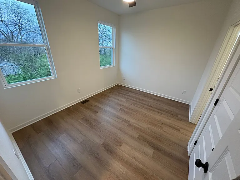 310 Cedar St — Photo 17