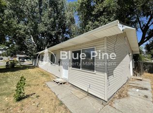 570 Iona St, Idaho Falls, ID 83402
