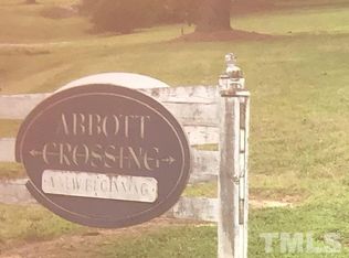 28 Huff Ln, Henderson, NC 27537