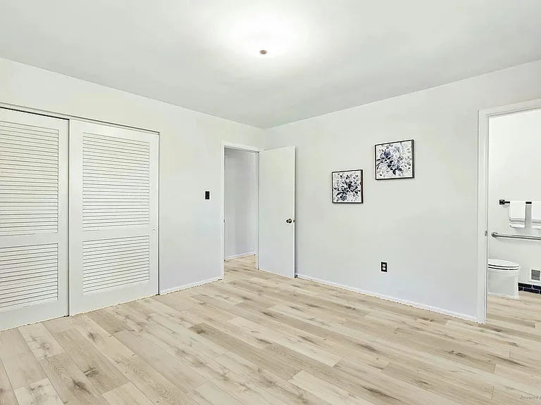 7608 Wellesley Dr — Photo 18