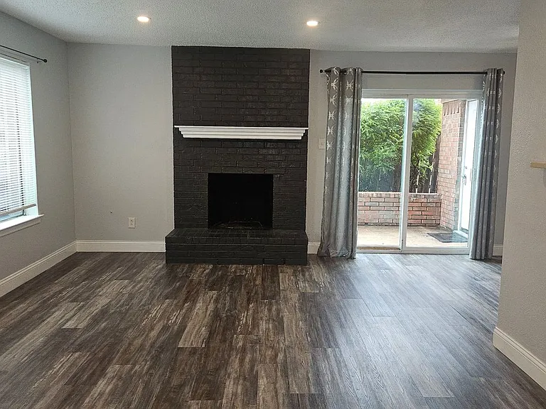 3931 N Garland Ave #4 — Photo 25