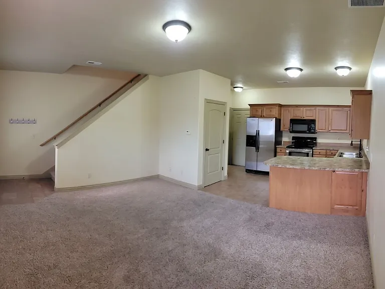 565 Pioneer Rd #64 — Photo 3