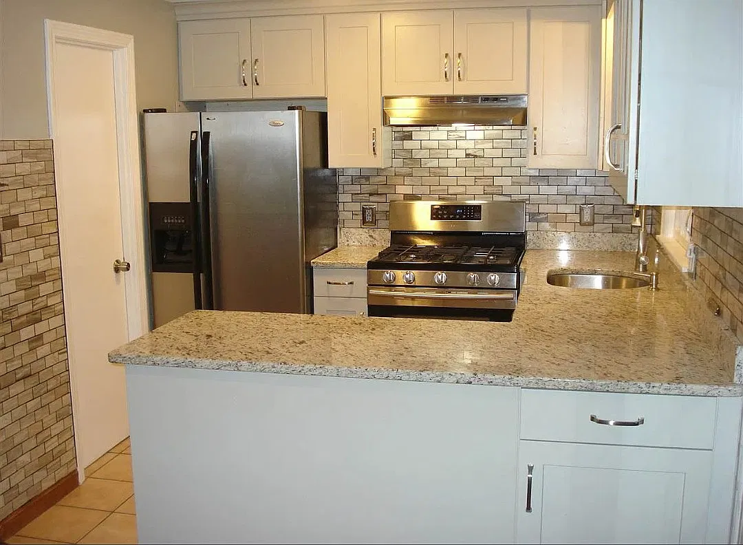 2 bed, 1.5 bath, 1251 sqft, $2,600 — Photo 4