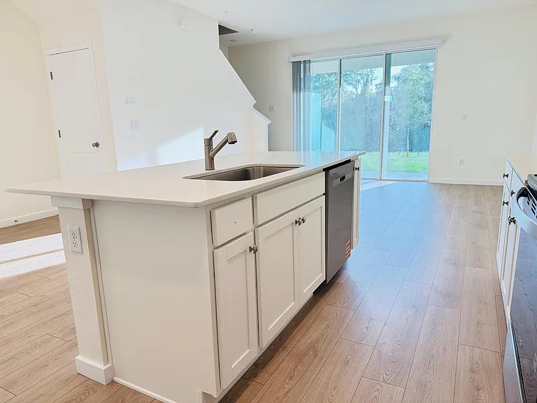 3474 Chroma St — Photo 7