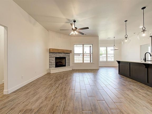 5th image of 2813 Dalewood Pl
