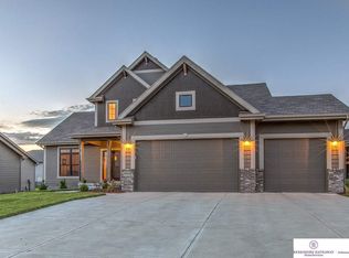 19904 Birch St, Gretna, NE 68028