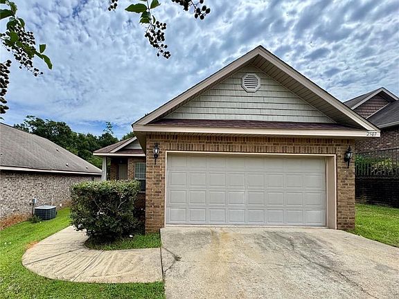 2nd image of 2507 Bentridge Dr W