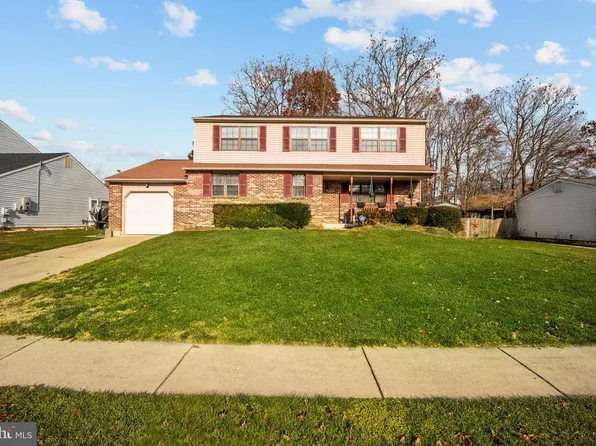 737 Fox Chase Cir, Bear, DE 19701