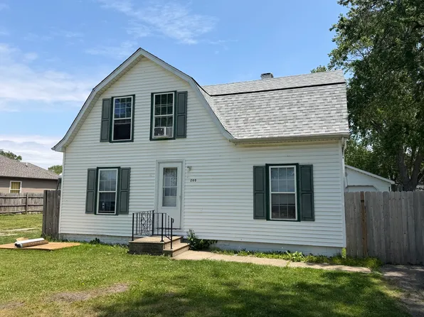 260 N Madison Ave, Bradley, IL 60915