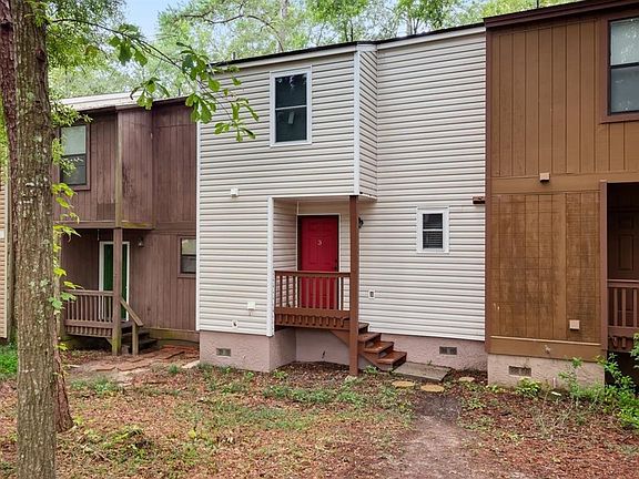 4th image of 1202 Cross Creek Way APT 3