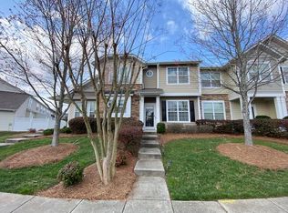 221 Falling Ridge Ln, Belmont, NC 28012