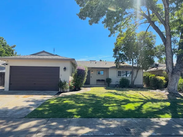 1715 Fordham Ave, Clovis, CA 93611