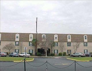 5th image of 2724 Whitney Pl APT 231
