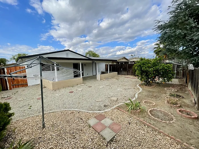 1887 Calle Amargosa — Photo 27