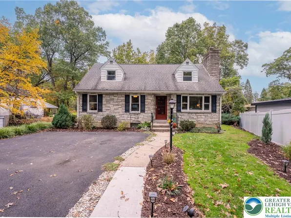 2449 S Howard St, Allentown, PA 18103