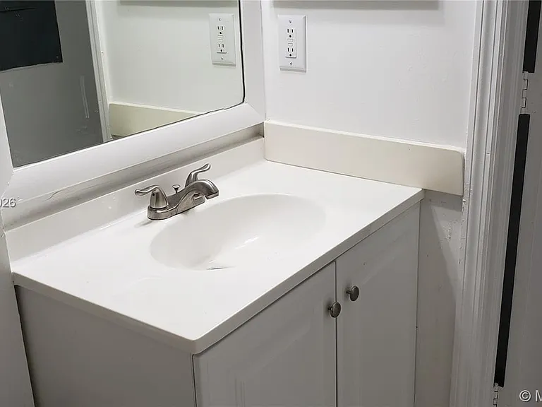 17901 NW 68th Ave #Q201 — Photo 6