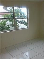 2nd image of 528 Walker Ave APT B