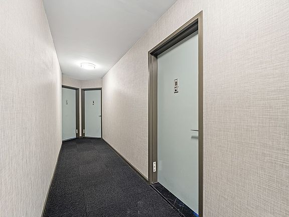 4th image of 222 W 14th St APT 10G