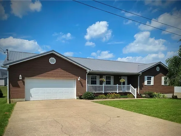 117 Pineview Estates Dr, Waverly, WV 26184