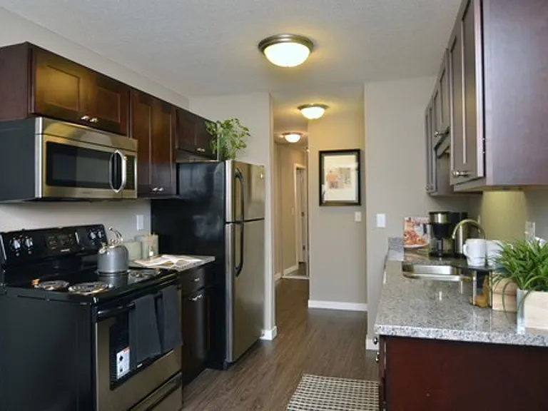 Granite Trails Apartments — Photo 16