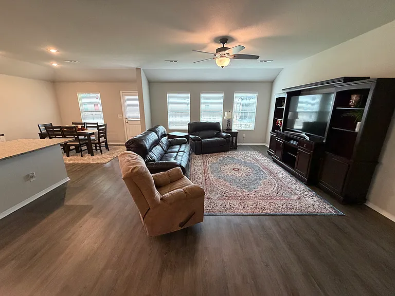 35 Kinley Brook Ln — Photo 7