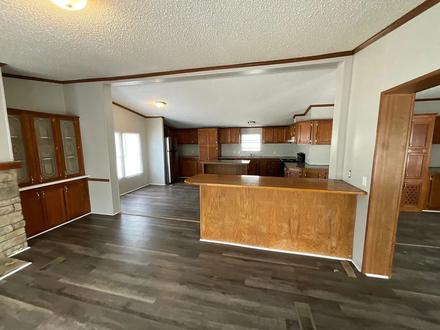 4 bed, 2128 sqft, $1,500 — Photo 3