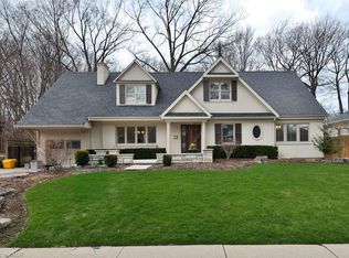 319 Goodram Dr, Burlington, ON L7L 2J9